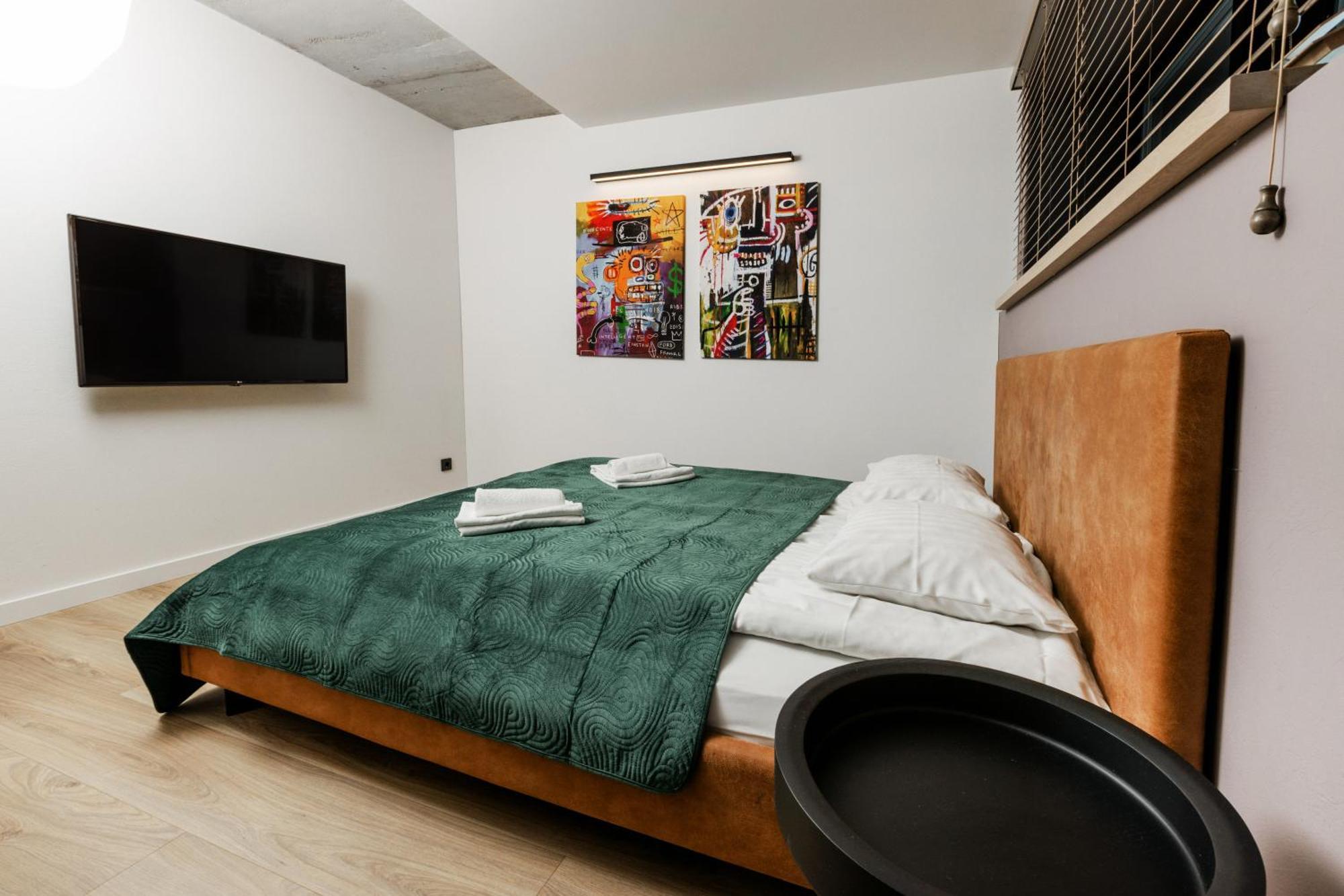 Stylish Apartment, Loft Number 7 With Office Space And Free Private Parking Kaunas Exterior photo